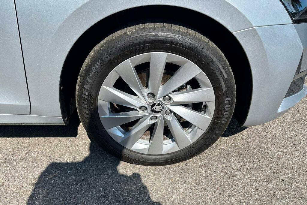 Skoda Octavia 1.5 Tsi E Tec Mhev Act Se L Estate Hybr EK75GYS Silver #5
