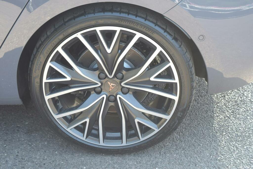 Cupra Leon 1.5 Ehybrid 25.8Kwh Vz2 Hatchback Plug KR26MZX Grey #5