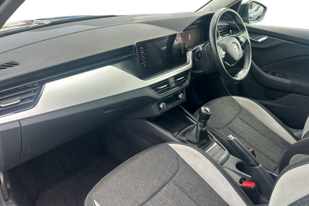 Skoda Kamiq 1.0 Tsi Se L Suv Black #2