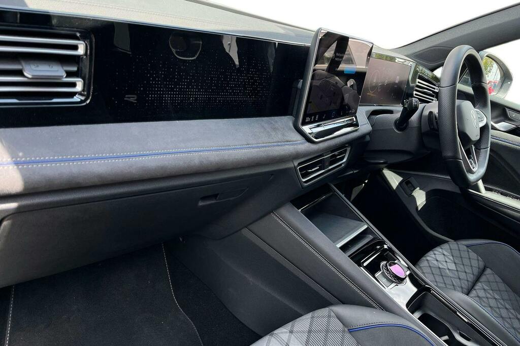 Volkswagen Tiguan 1.5 Etsi Mhev R-line Suv Hybrid Dsg GL75XAM Blue #2