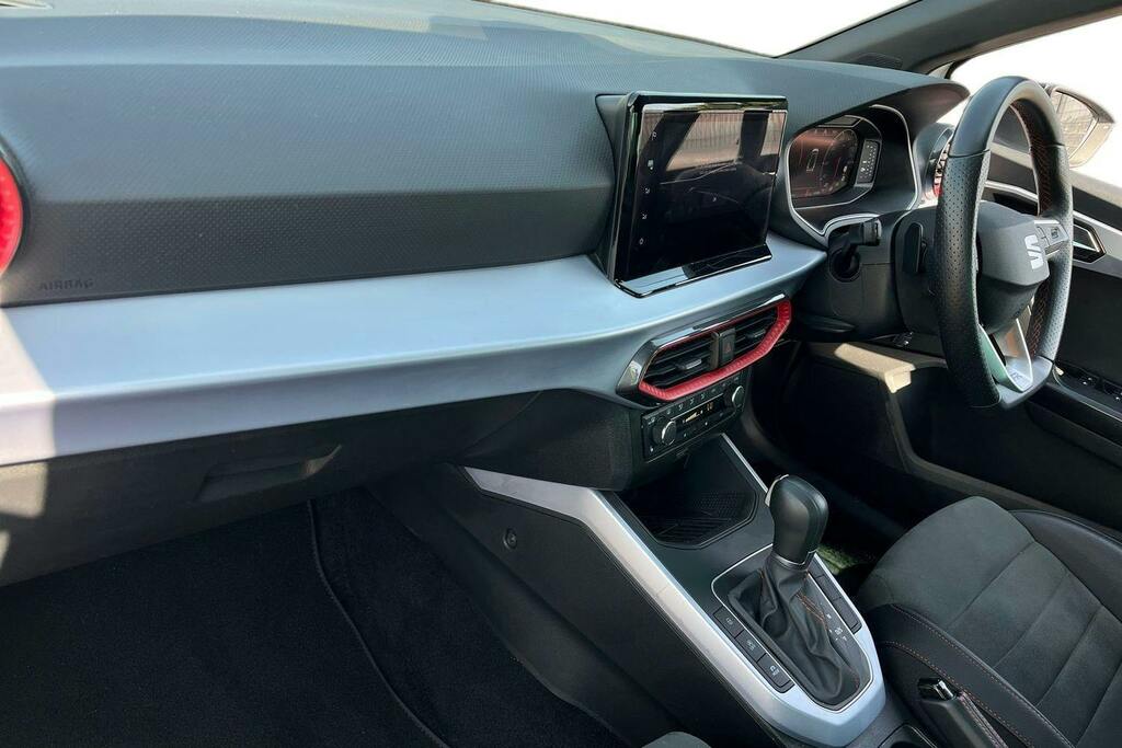 Seat Arona 1.5 Tsi Fr Sport Suv Dsg White #2