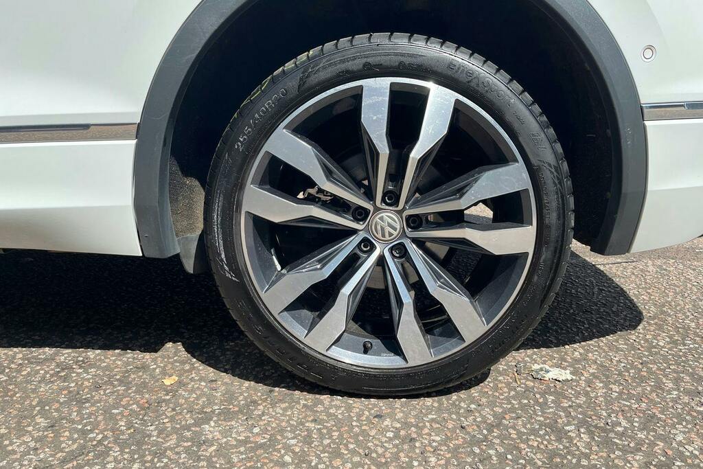 Volkswagen Tiguan Allspace 2.0 Tdi R-line Tech Suv White #5