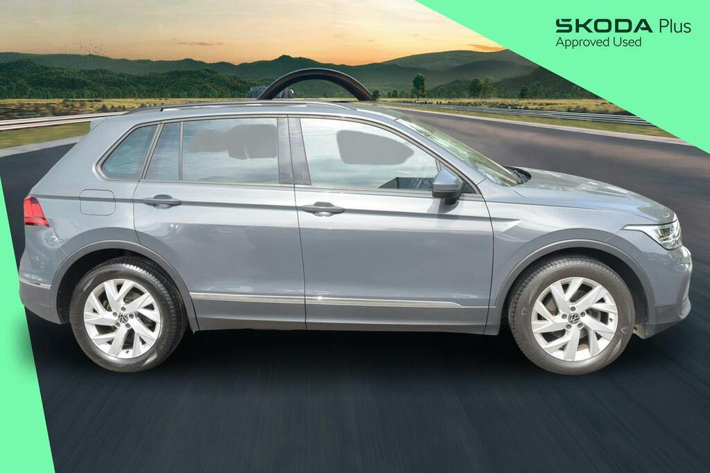 Volkswagen Tiguan 1.5 Tsi Life Suv GJ72WNO Grey #4