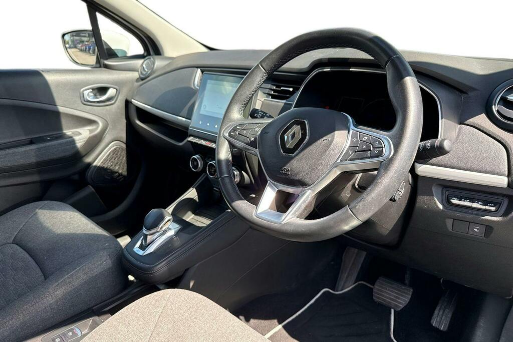 Renault Zoe R135 Ev50 52Kwh Iconic Hatchback White #6