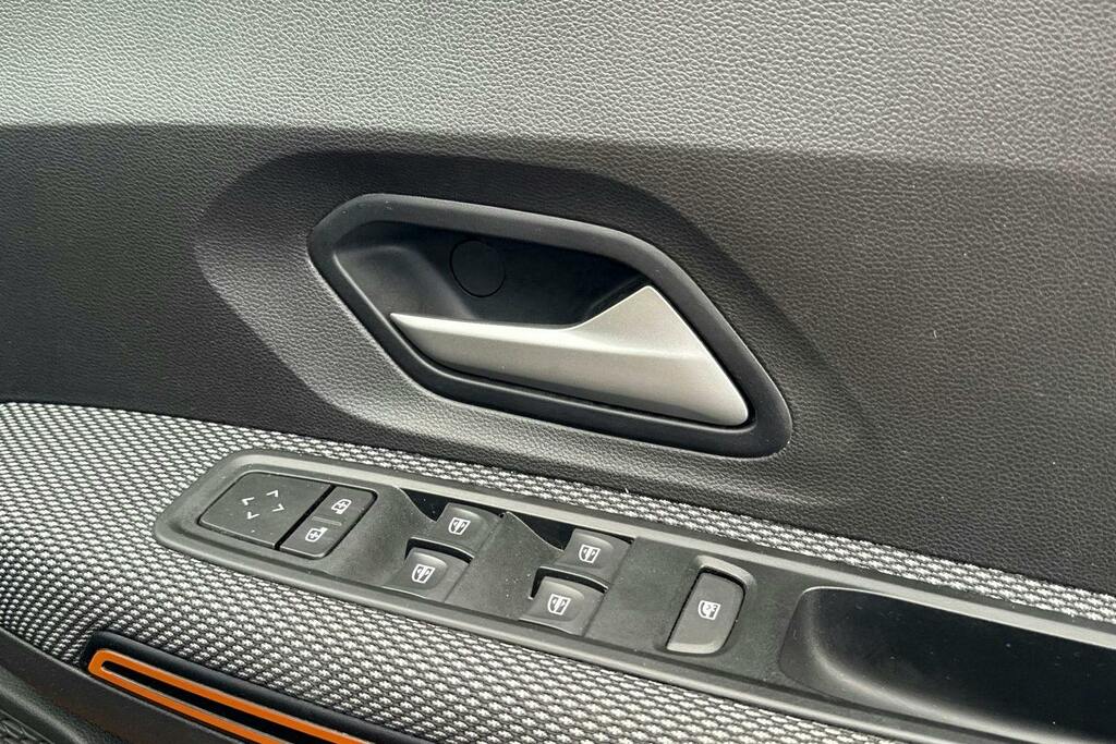 Dacia Sandero Stepway 1.0 Tce Extreme Hatchback Cvt Euro 6 S Green #24