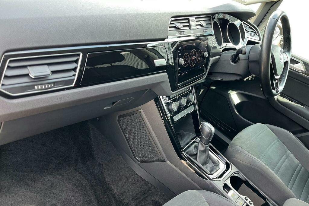 Volkswagen Touran 1.5 Tsi Evo Sel Mpv Dsg Grey #2