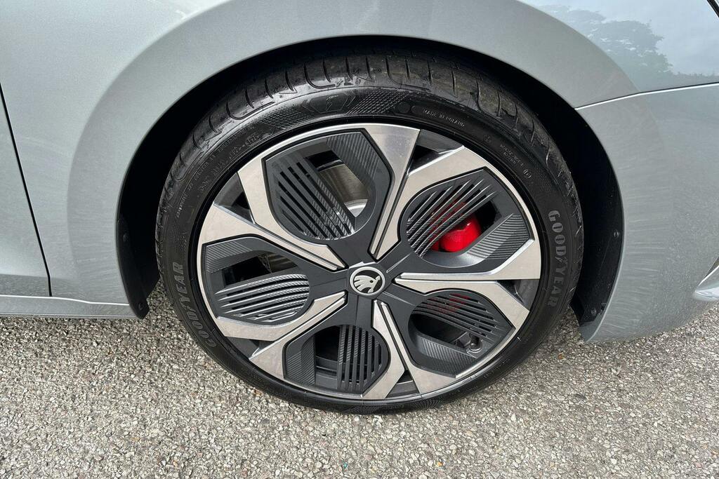 Skoda Octavia 2.0 Tsi Vrs Estate Dsg Silver #5