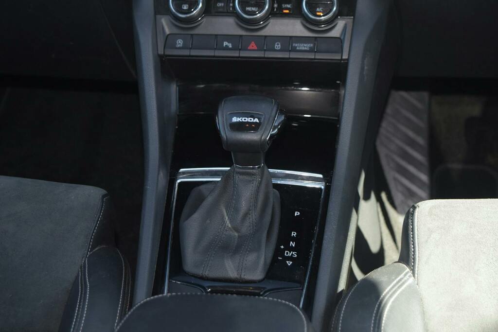 Skoda Karoq 1.5 Tsi Se L Dsg 2023 Black #42