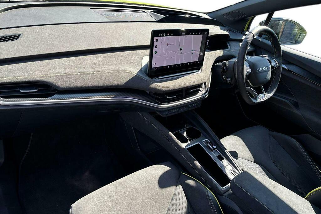 Skoda Elroq 84Kwh Vrs Suv 4Wd Green #2