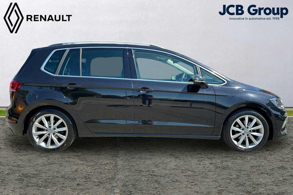 Volkswagen Golf SV 1.5 Tsi Evo Gt Mpv Dsg Black #4