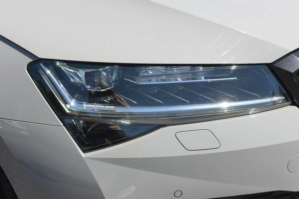 Skoda Superb Estate 2.0 Tdi 190 4X4 Sportline Dsg White #44