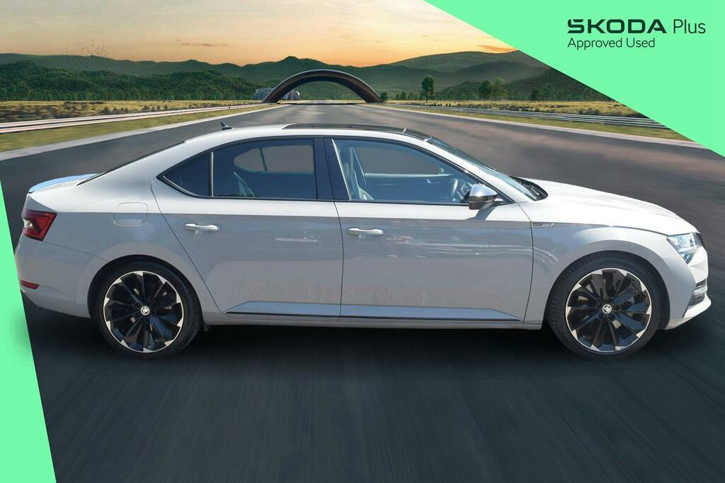 Skoda Superb Estate 2.0 Tdi 190 4X4 Sportline Dsg White #4