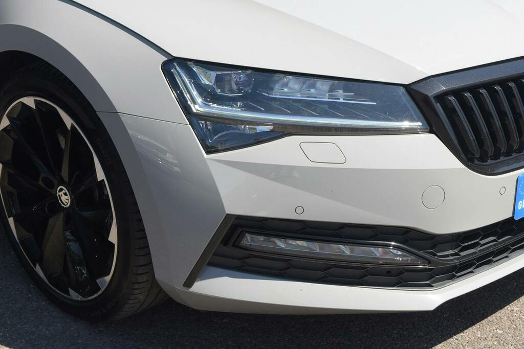 Skoda Superb Estate 2.0 Tdi 190 4X4 Sportline Dsg White #26