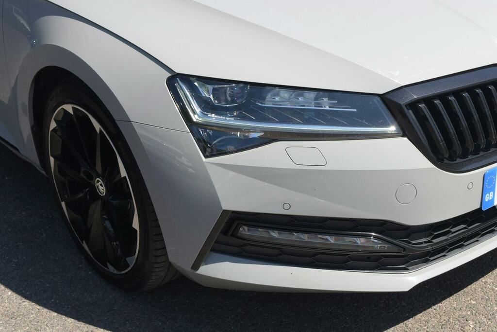 Skoda Superb Estate 2.0 Tdi 190 4X4 Sportline Dsg White #43