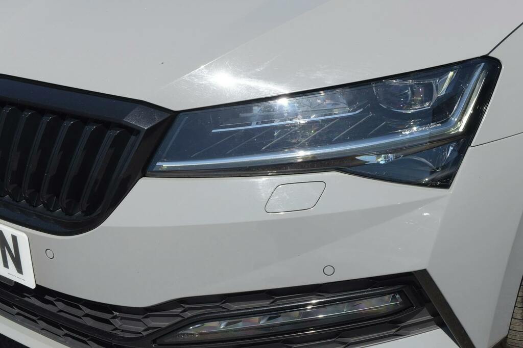 Skoda Superb Estate 2.0 Tdi 190 4X4 Sportline Dsg White #42