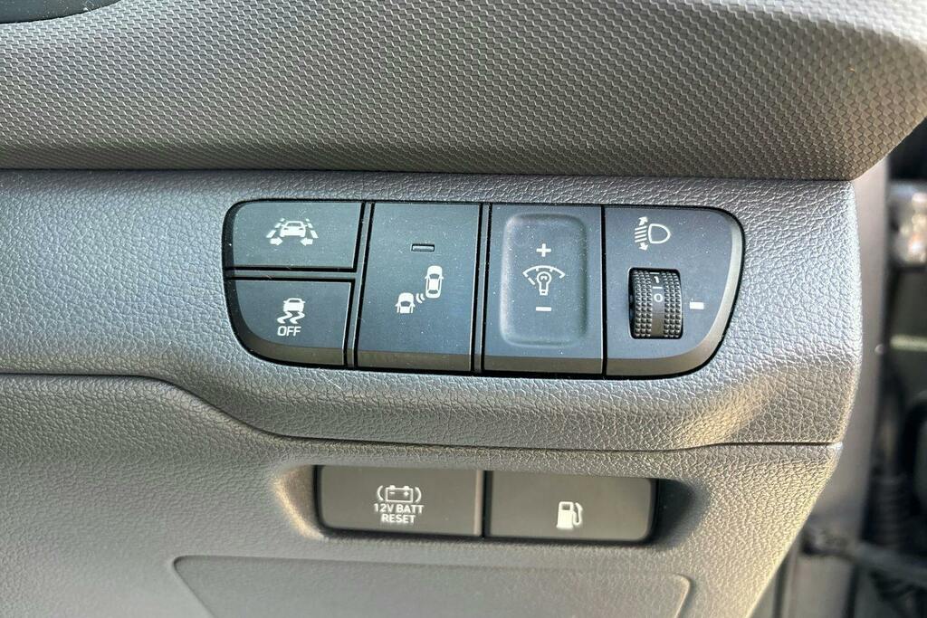 Hyundai Ioniq 1.6 Gdi Hybrid Premium Dct Black #23