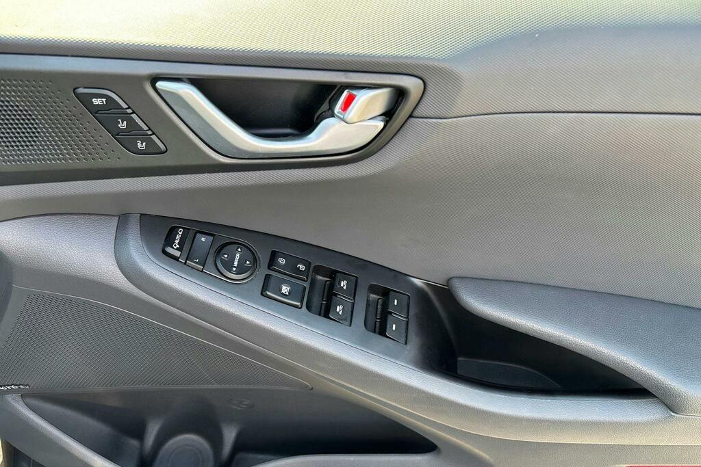 Hyundai Ioniq 1.6 Gdi Hybrid Premium Dct Black #24