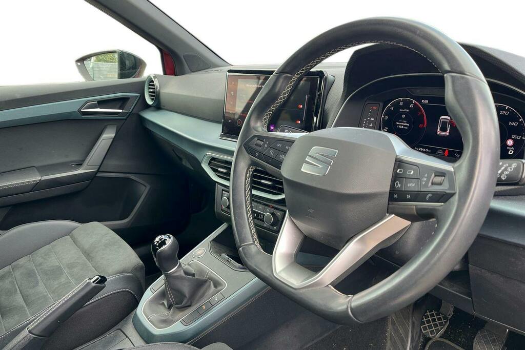 Seat Arona 1.0 Tsi Xperience Lux Suv Red #6