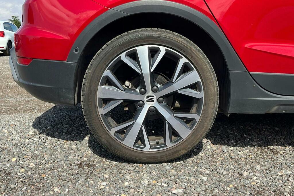 Seat Arona 1.0 Tsi Xperience Lux Suv Red #5