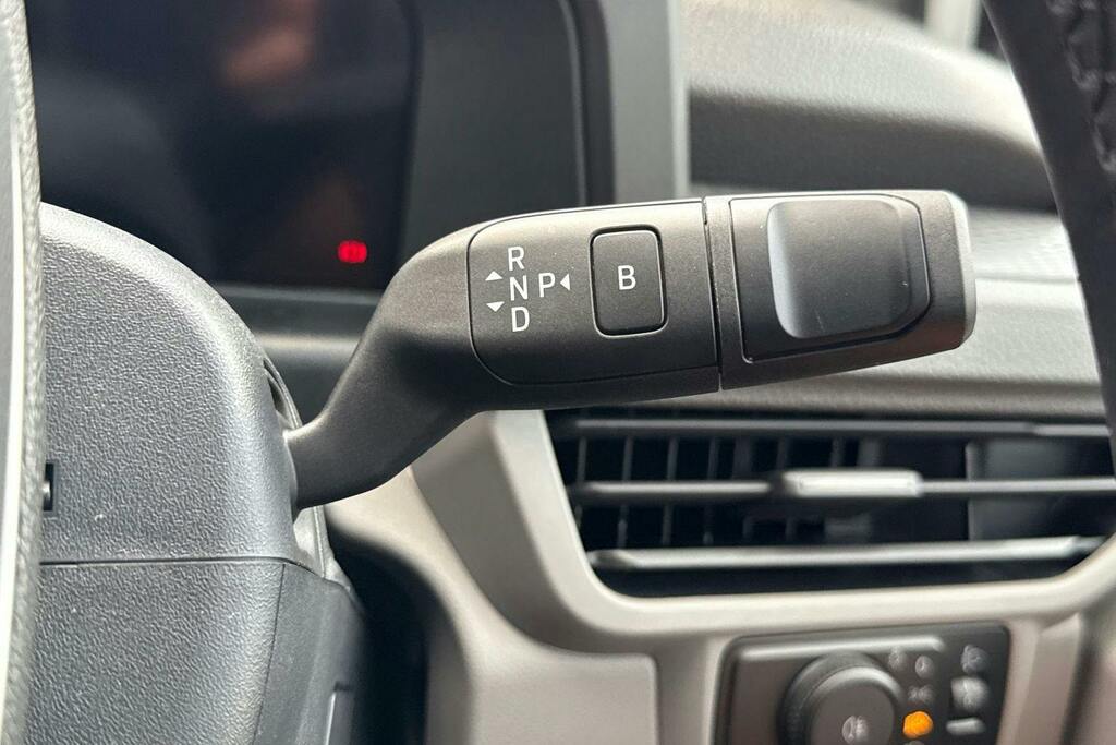 Volkswagen E-Transporter 160Kw 65Kwh Commerce Pro Kombi Van Grey #15