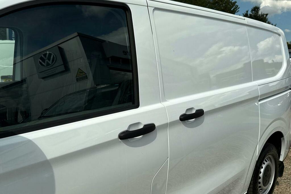 Volkswagen E-Transporter 160Kw 65Kwh Commerce Pro Kombi Van Grey #47