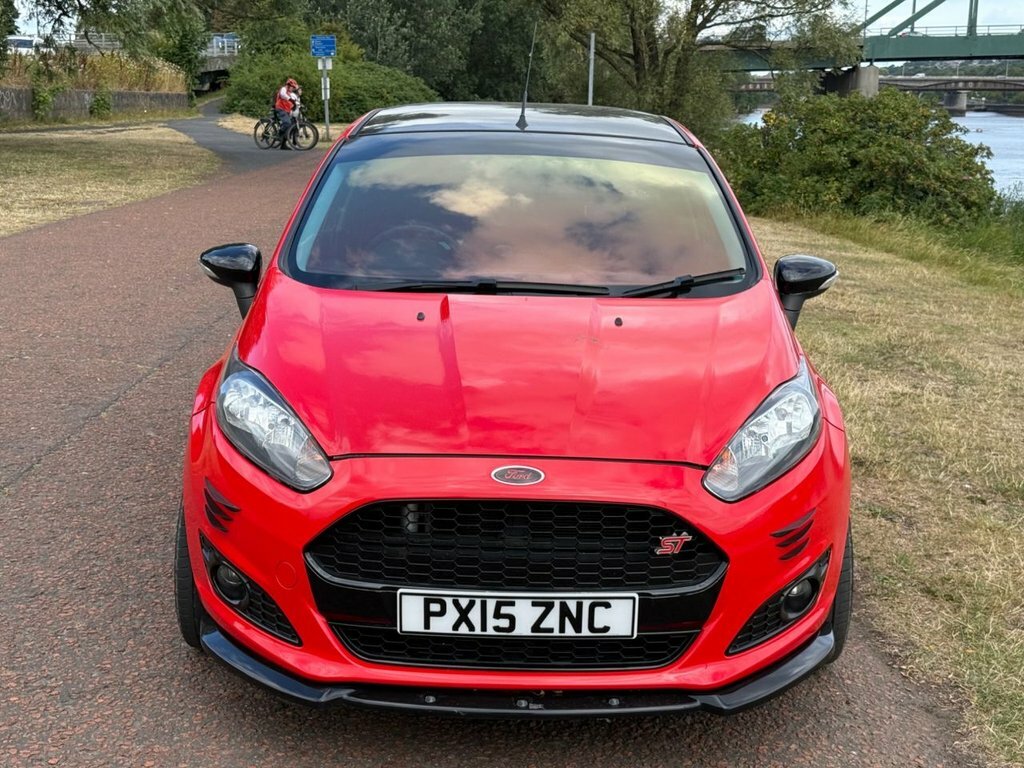 Ford Fiesta 1.3L Style Red #2