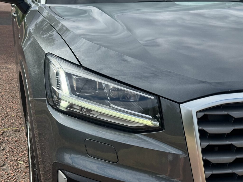 Audi Q2 Suv Grey #2