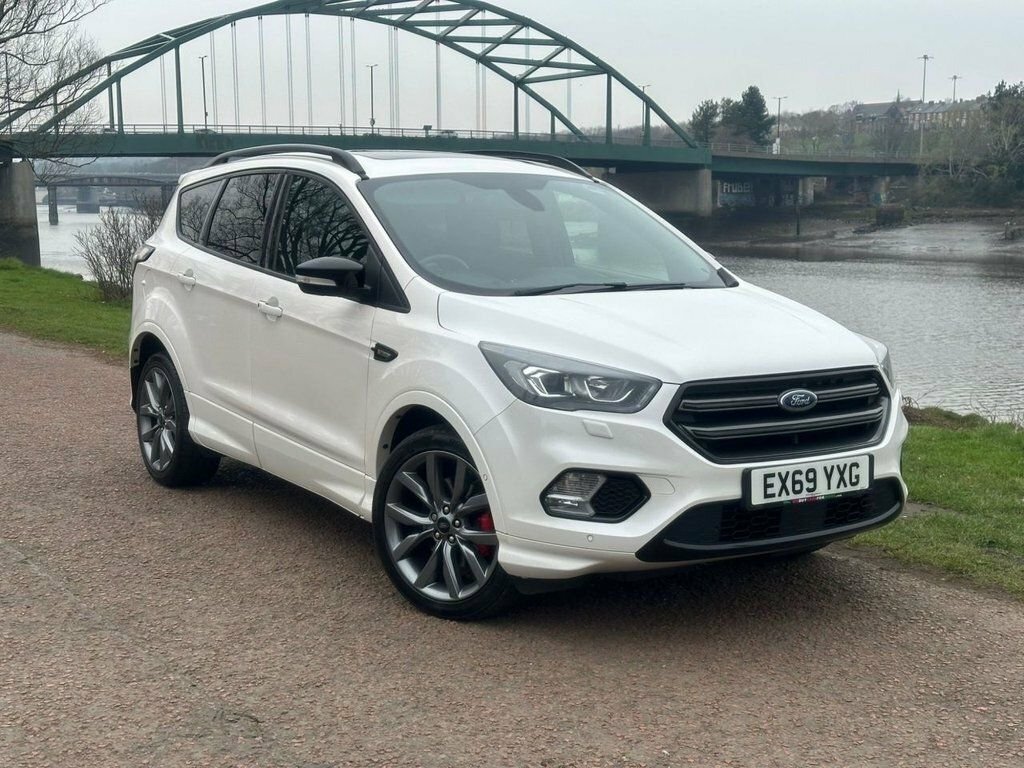 Ford Kuga 2L St-line Edition White