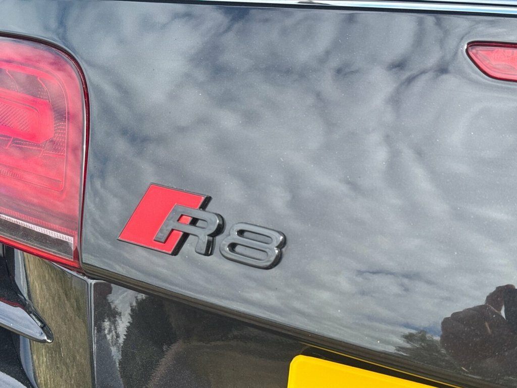 Audi R8 Coup- 5.2 Fsi Quattro 525 Ps S Tronic #10