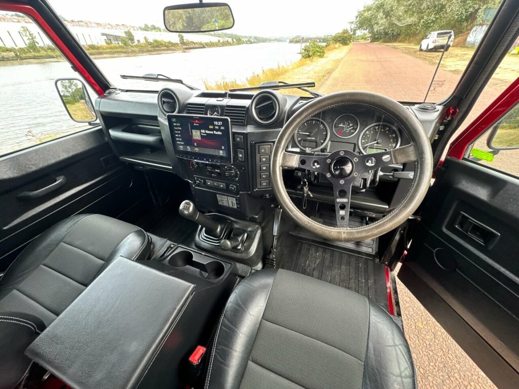 Land Rover Defender 90 Defender 90 Xs Td Red #18