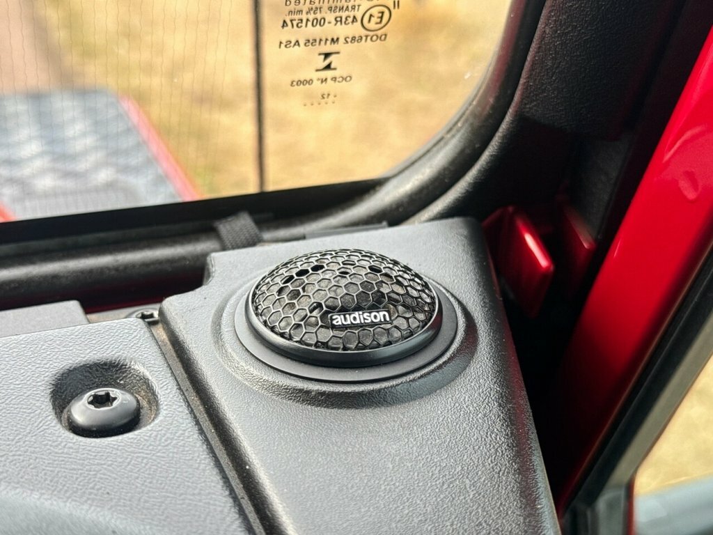 Land Rover Defender 90 Defender 90 Xs Td Red #27