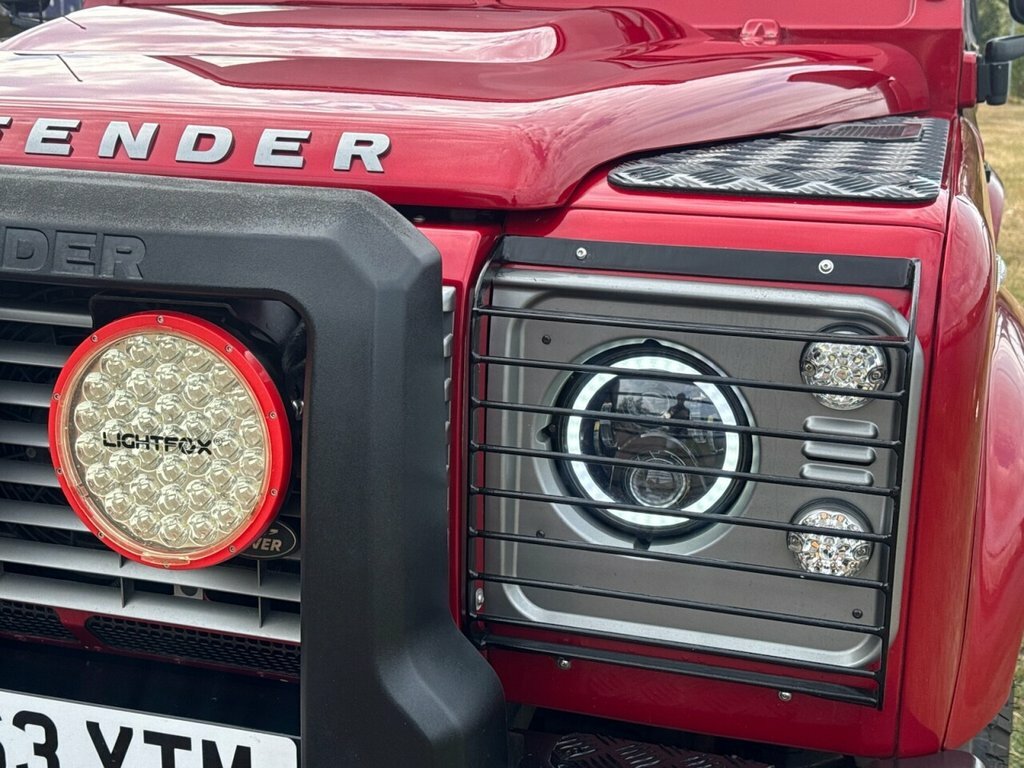 Land Rover Defender 90 2.2L Xs Red #3