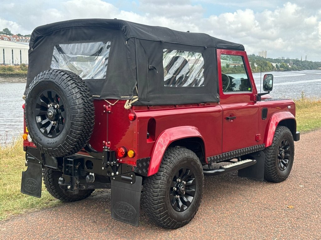 Land Rover Defender 90 Defender 90 Xs Td Red #11