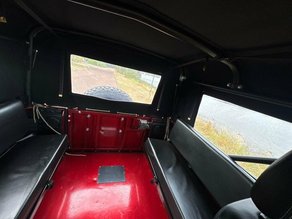 Land Rover Defender 90 Defender 90 Xs Td Red #26