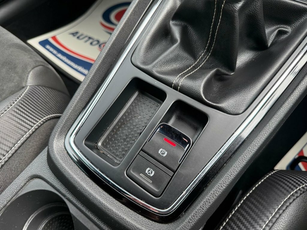 Seat Leon 1.0 Tsi Ecomotive Se Technology St Dsg White #21