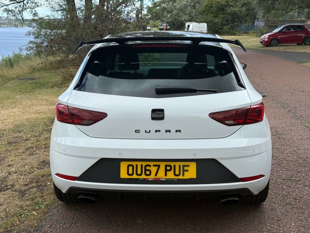 Seat Leon 2L Cupra 300 White #5