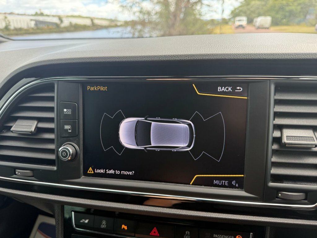 Seat Leon 1.0 Tsi Ecomotive Se Technology St Dsg White #18