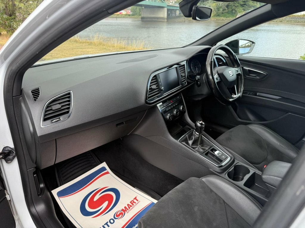 Seat Leon 1.0 Tsi Ecomotive Se Technology St Dsg White #38