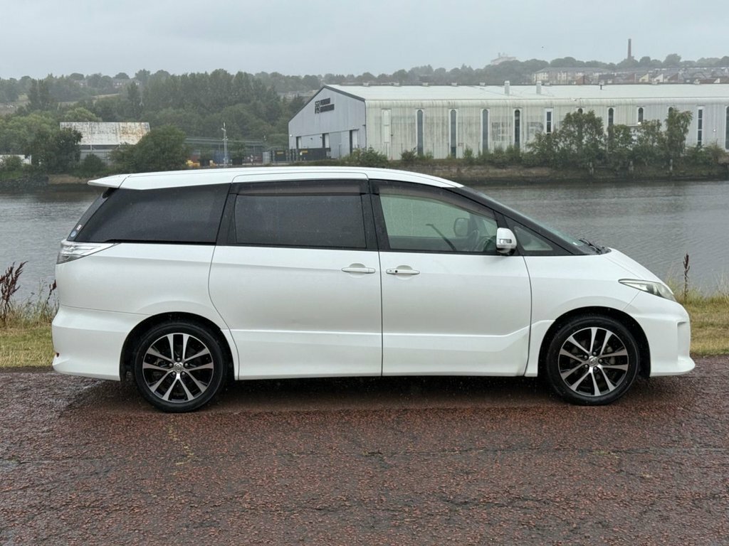 Toyota Previa Estate White #3