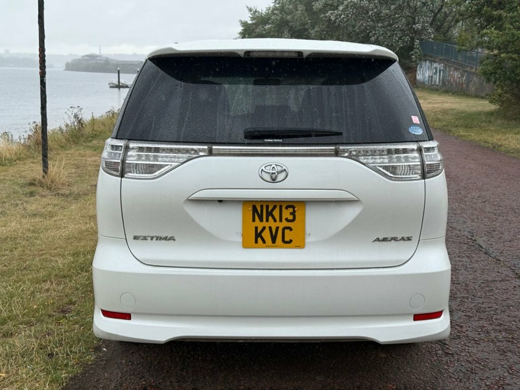 Toyota Previa Estate White #5
