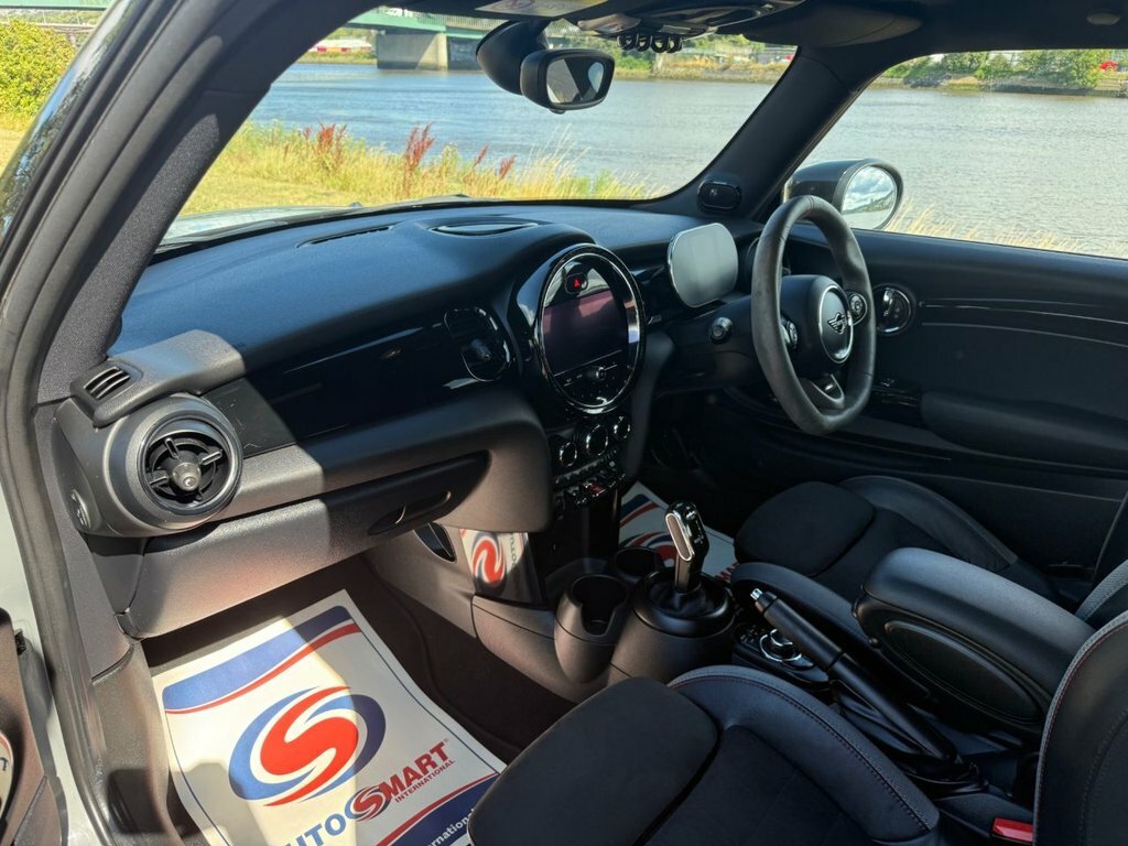 Mini Hatch F56 Mini 3-Door Hatch Cooper Sport Lci II Blue #37