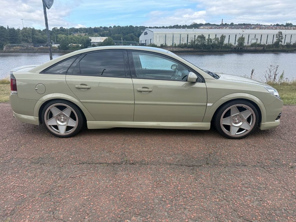 Vauxhall Vectra 2L Sri Grey #2