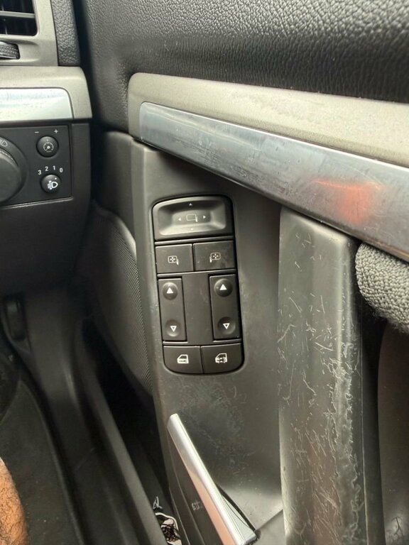 Vauxhall Vectra 1.8 Vvt Life Estate Silver #15