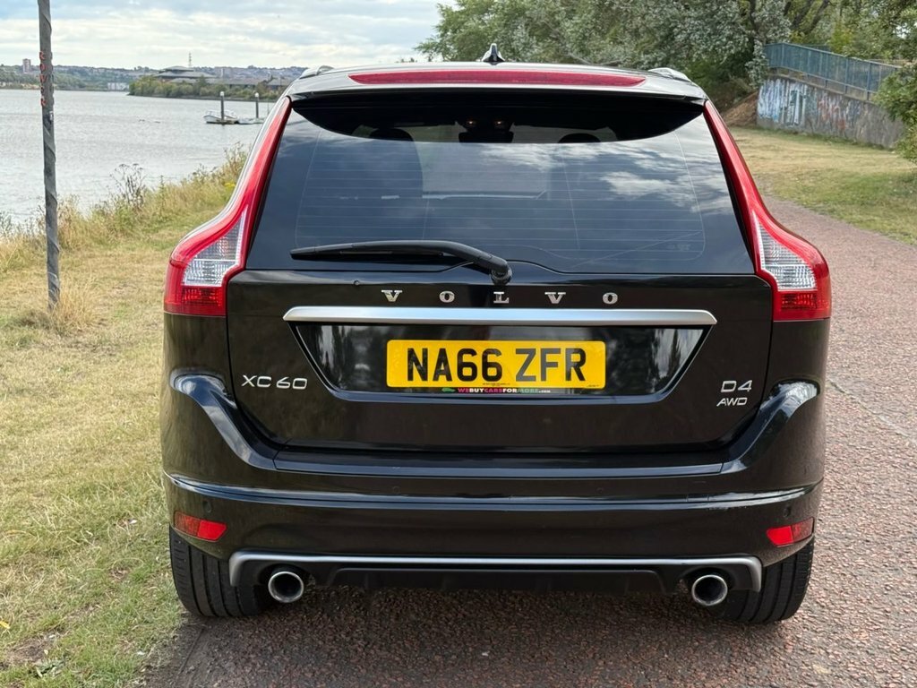 Volvo XC60 Suv Black #5