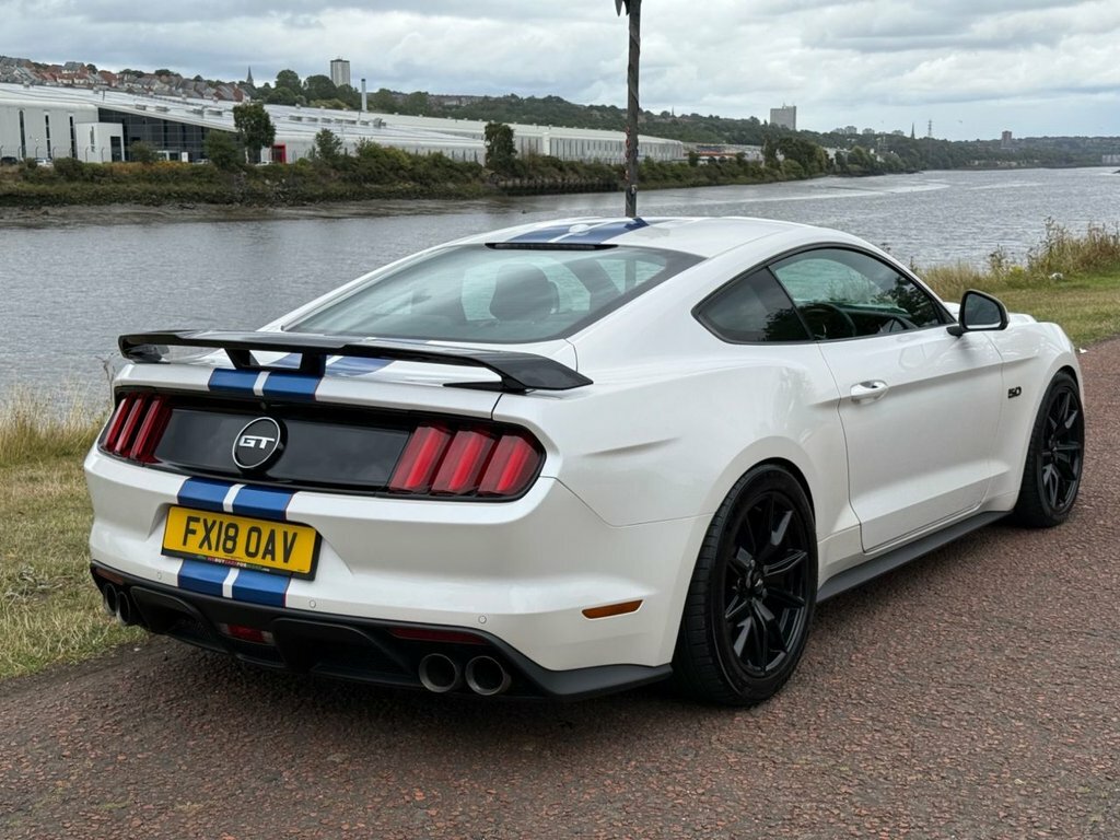 Ford Mustang 5L Gt White #4
