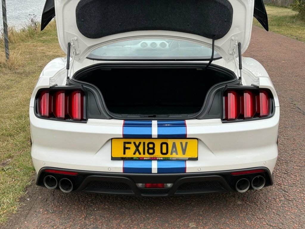 Ford Mustang 5L Gt White #6