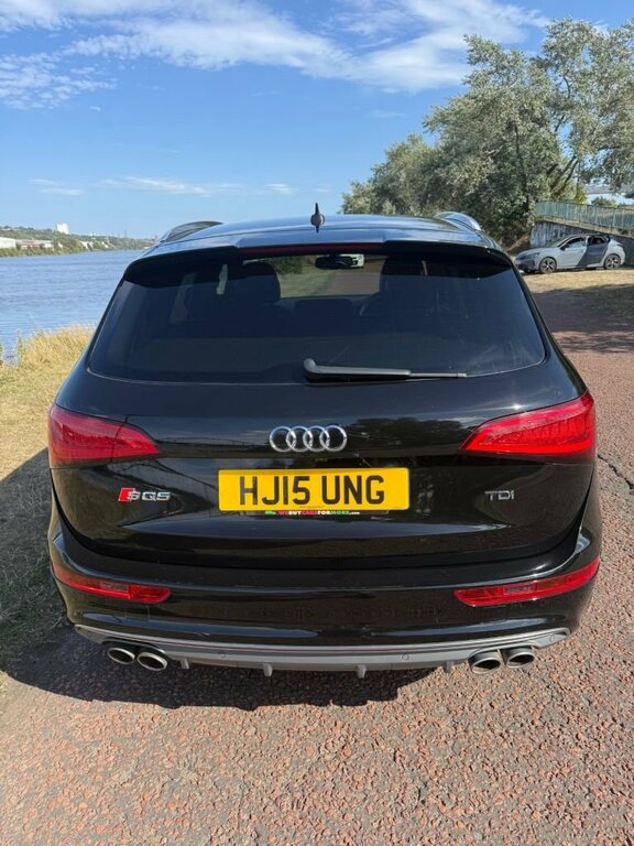 Audi SQ5 Suv Black #4