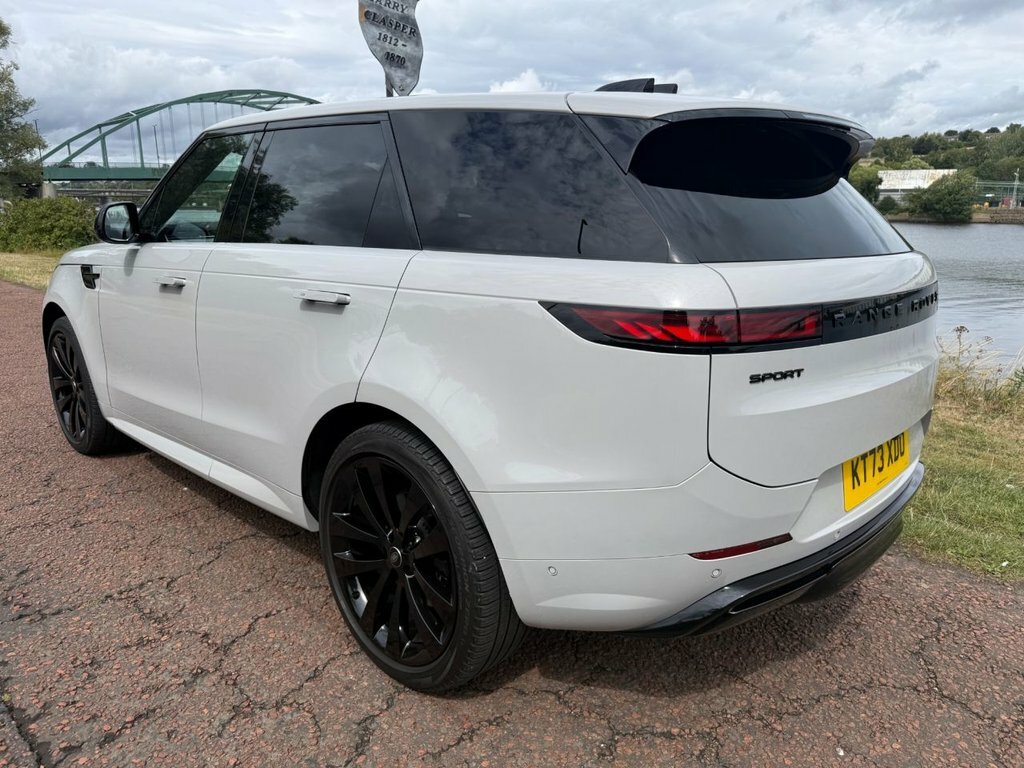 Land Rover Range Rover Sport 3L Dynamic Se Grey #4