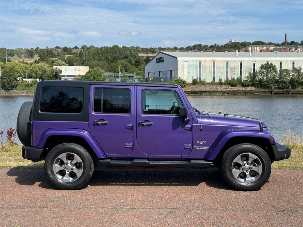 Jeep Wrangler 3.6L Sahara Purple #6