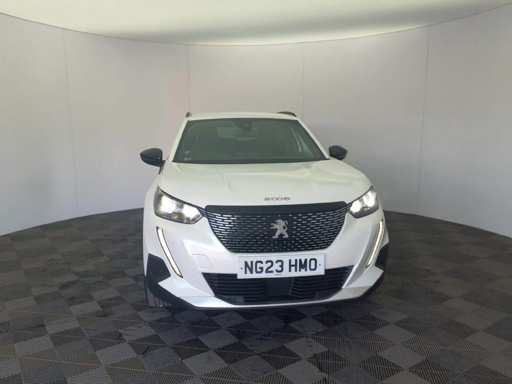 Peugeot 2008 1.2 Puretech Allure Premium Euro 6 S S White #2